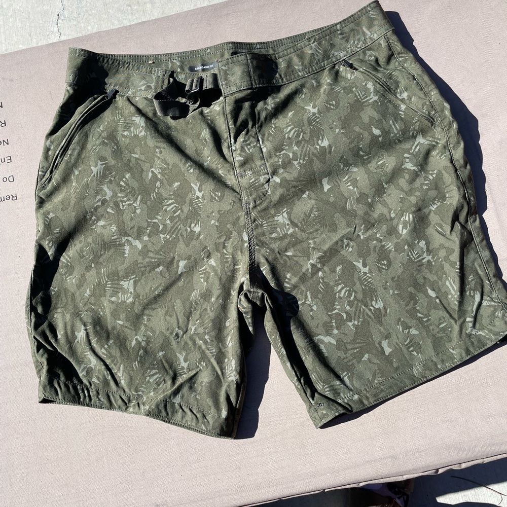 Prana standard fit shorts